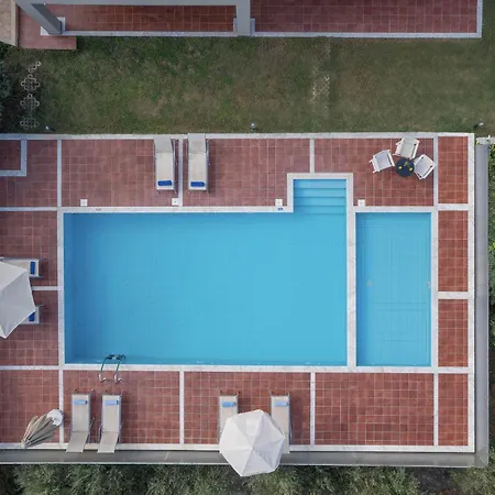 Panorama - With 50m Private Pool
